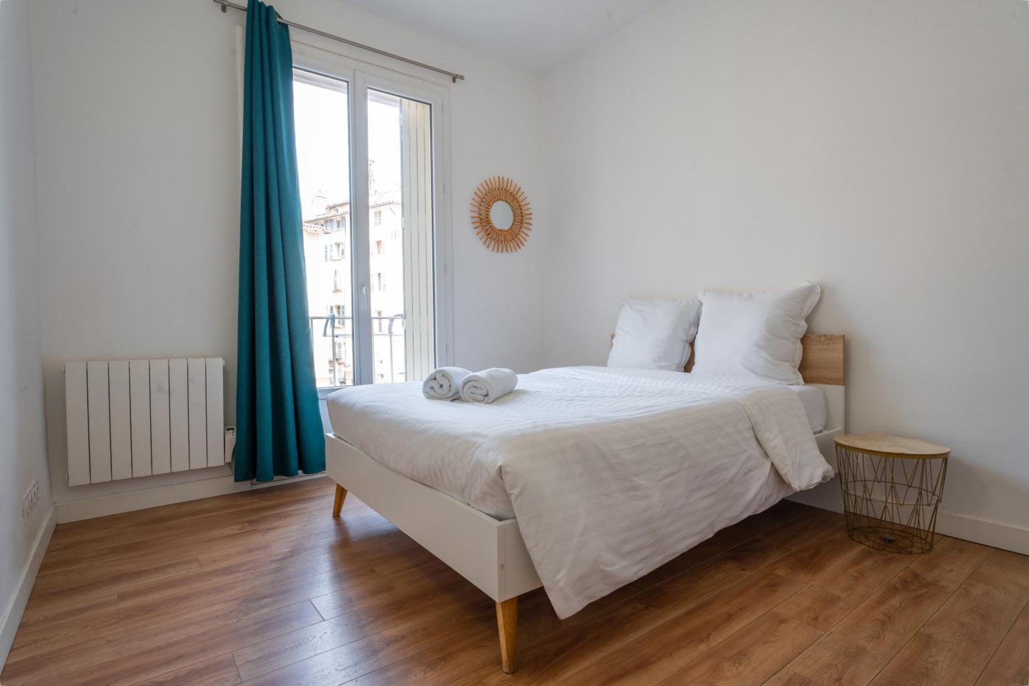 Апартаменты Le Refuge Urbain - Port A 2 Pas & Animaux Acceptes Тулон Экстерьер фото