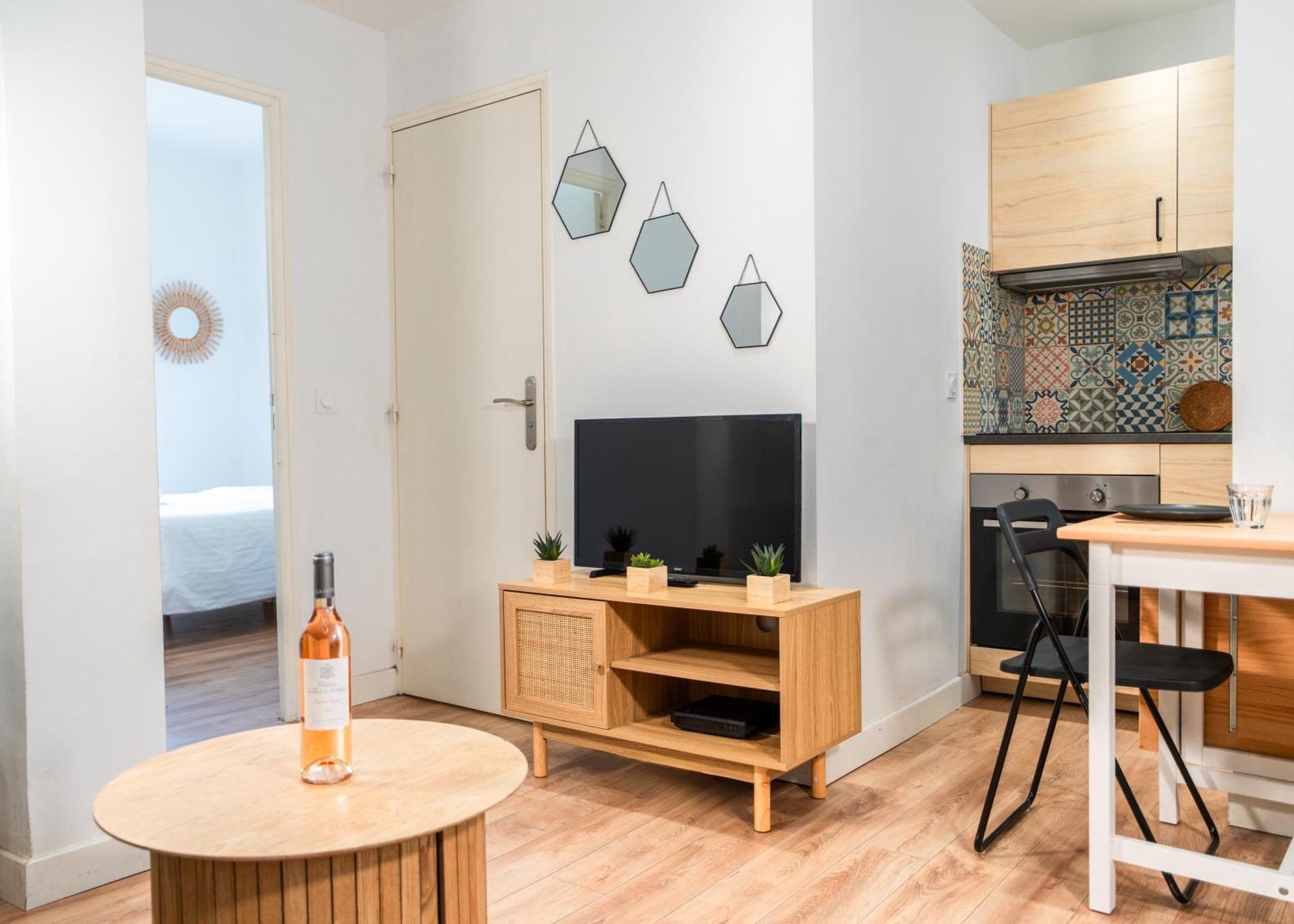 Апартаменты Le Refuge Urbain - Port A 2 Pas & Animaux Acceptes Тулон Экстерьер фото